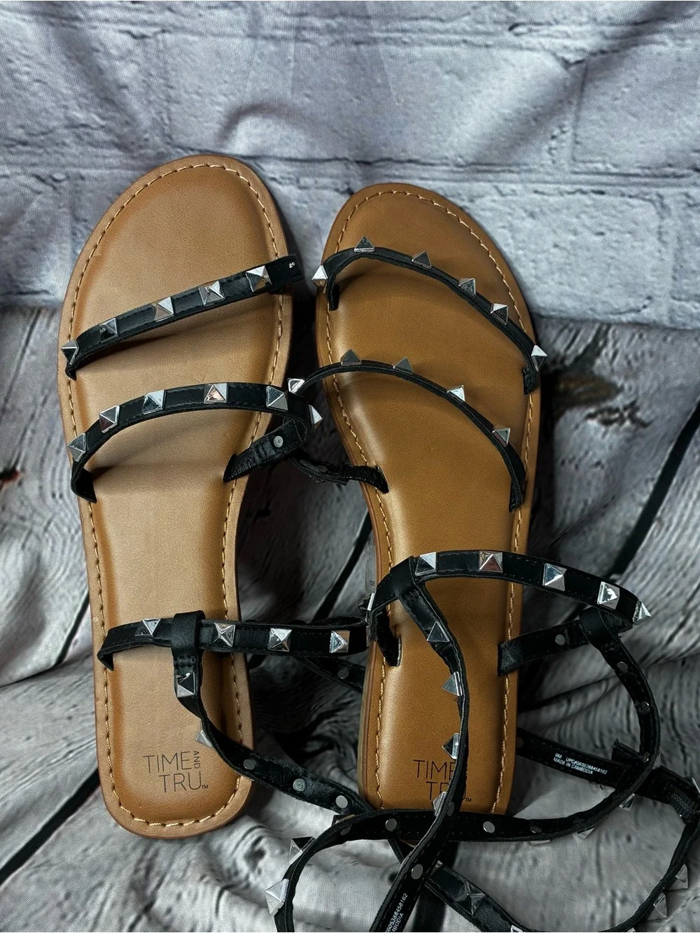 5/$20 Minimalist Punk Rock Black Silver Studded Strappy Ankle Gladiator Sandal 9
